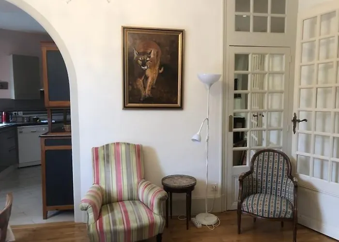 De Caractere Au Coeur De * بواتييه